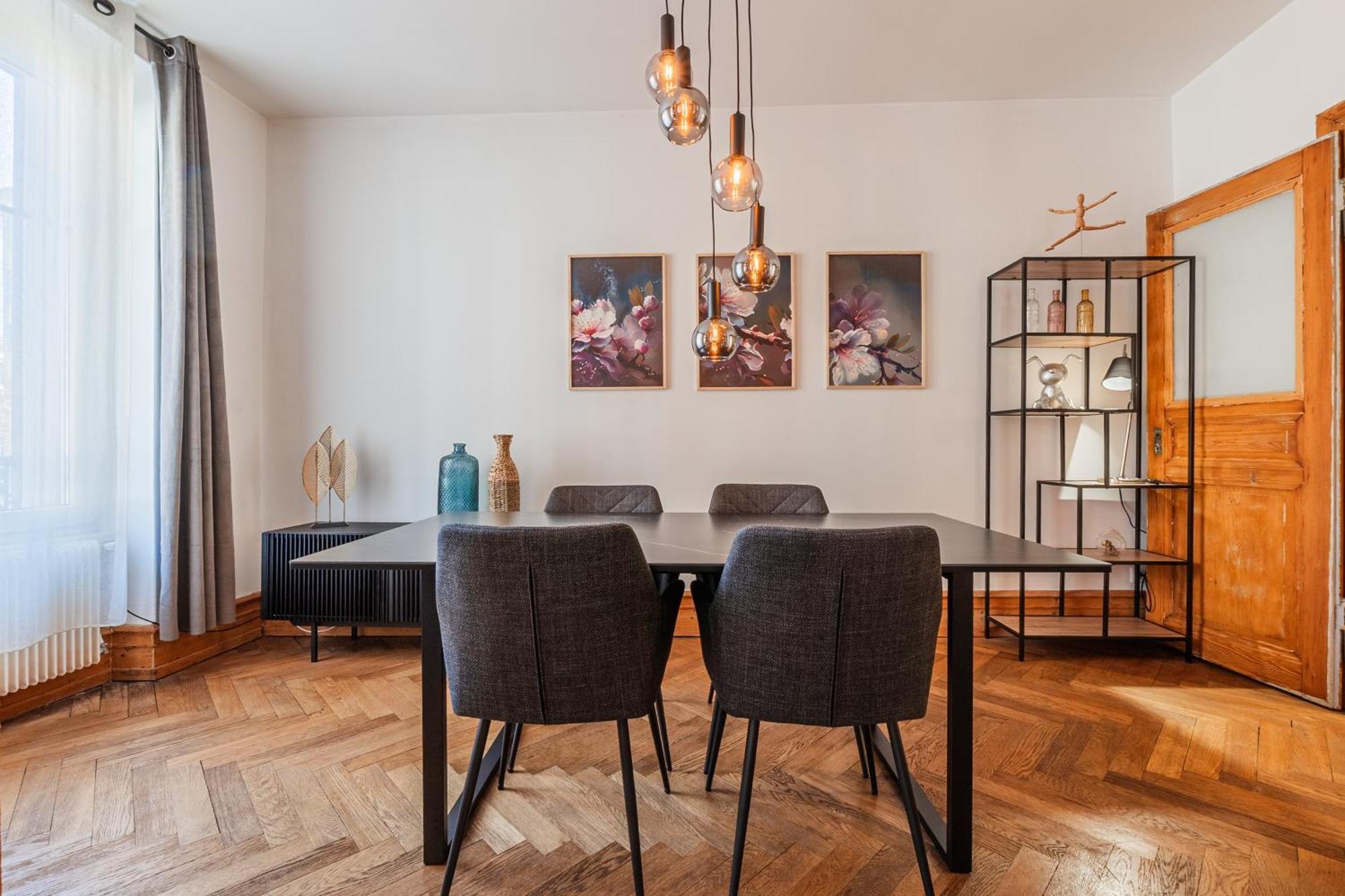 L'Ecrin Strasbourgeois - T3 Avec Grande Terrasse Apartment Bagian luar foto